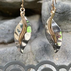 Earrings Leaves Silver/Gold twotone drop hammered